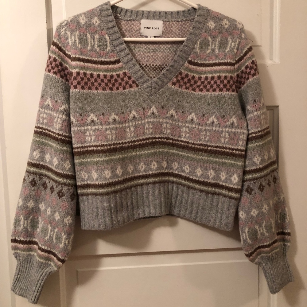 Pink rose women’s cropped sweater